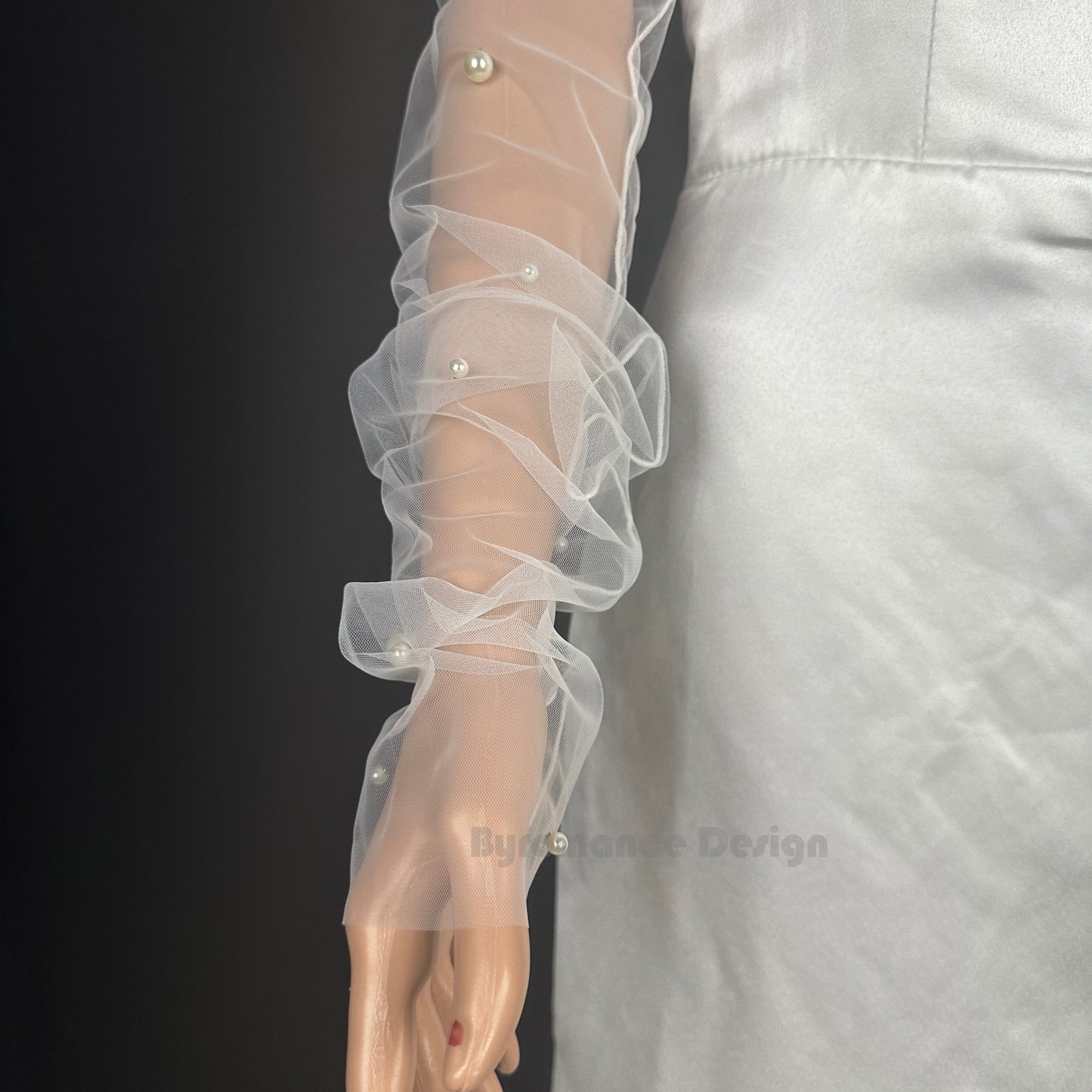 EMALZBY Handmade  customized pearl thin weeding sleeve BYRD057