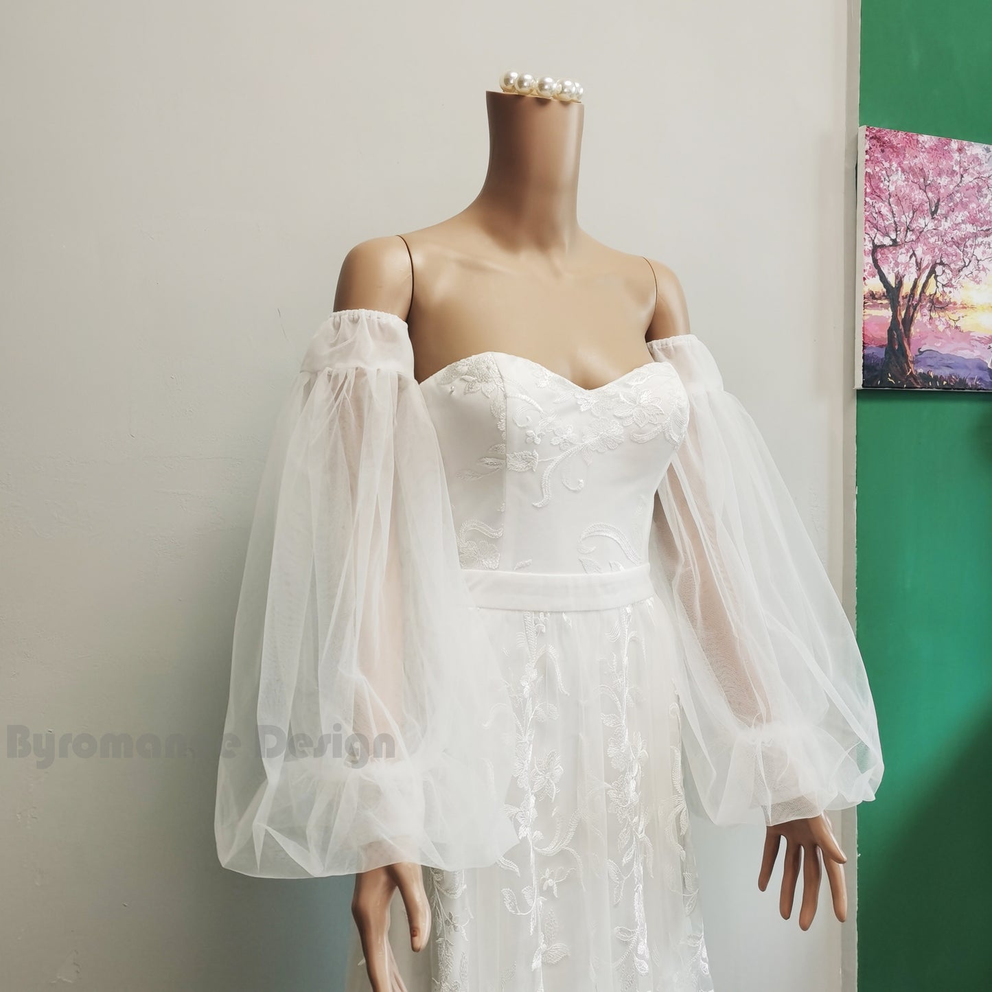 long sheer tulle detach sleeve for wedding dress