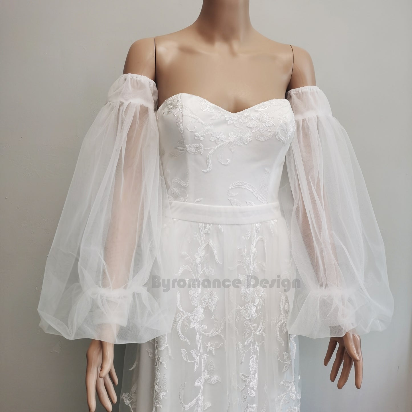 long sheer tulle detach sleeve for wedding dress