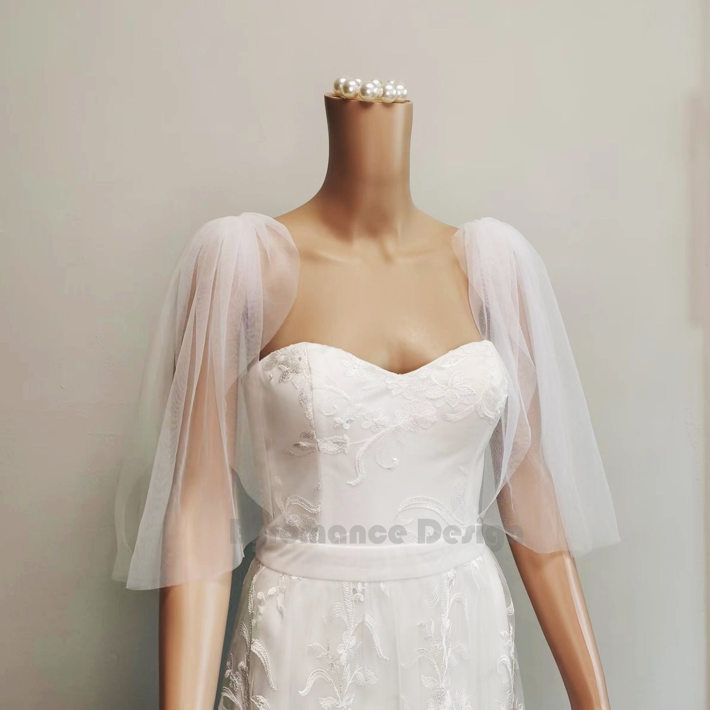 shoulder veil wedding dress