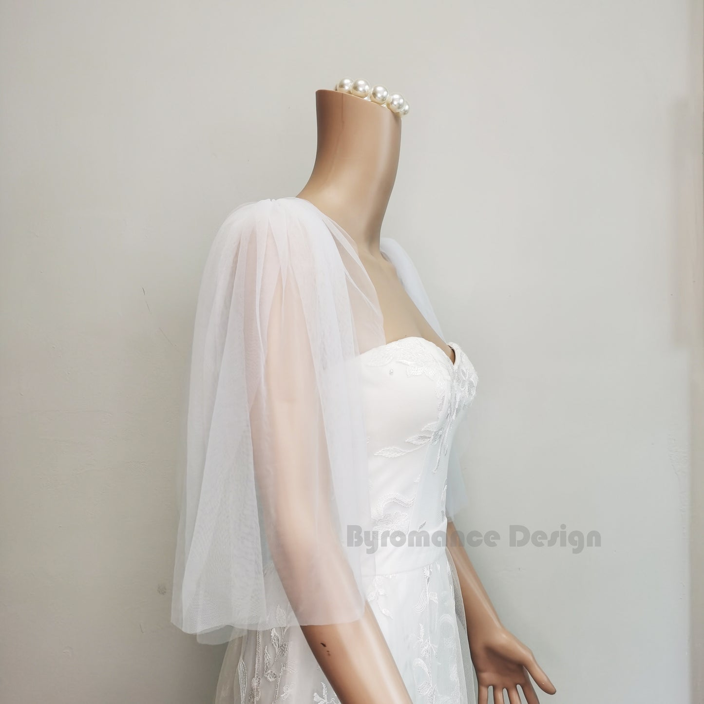 shoulder veil wedding dress