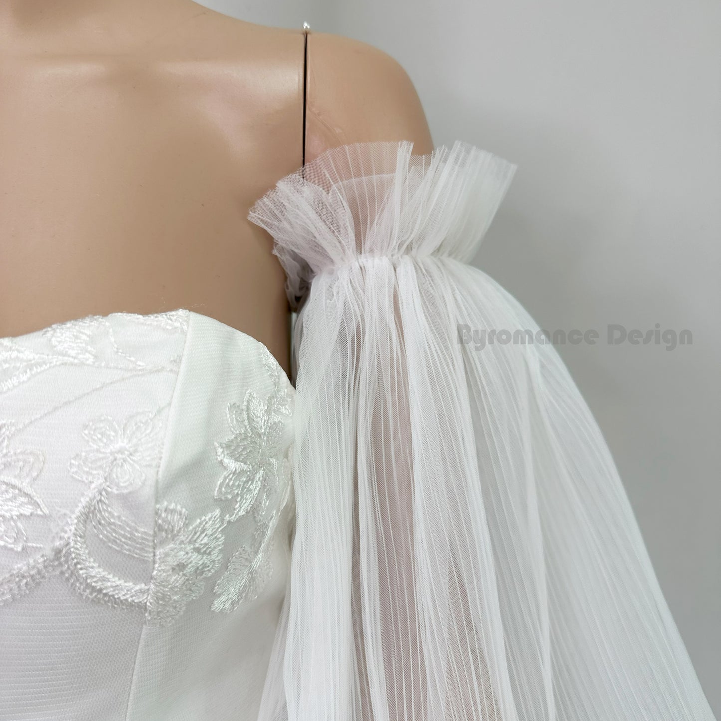 long puff tulle boufancy romantic wedding dress sleeve